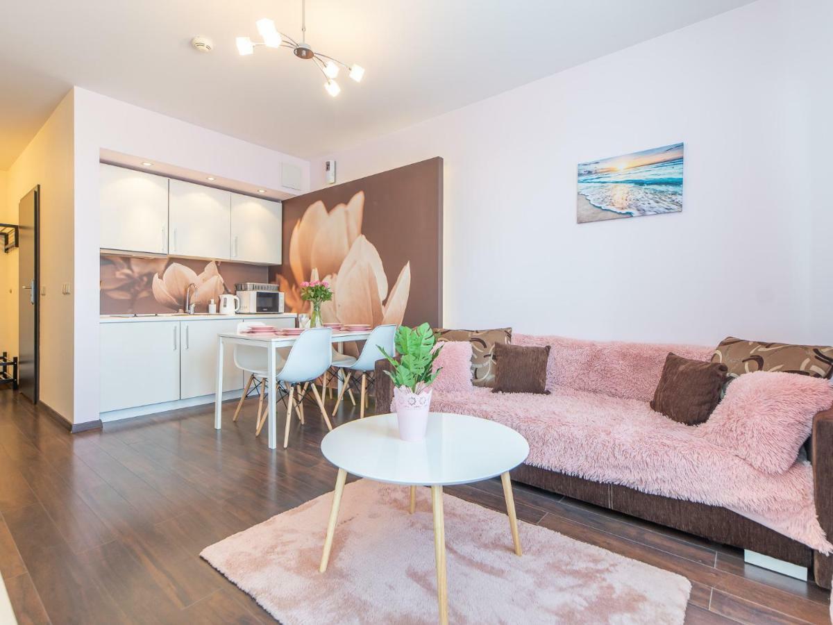 Apartamenty Prywatne W Hotelu Przy Plazy Diva Kolobrzeg Kołobrzeg Exterior foto
